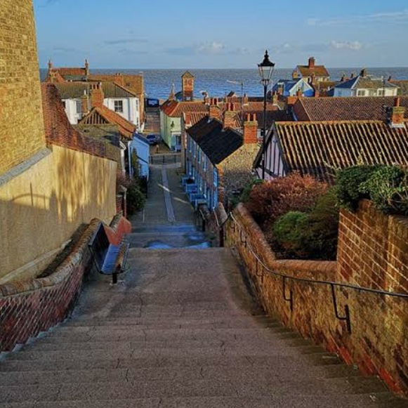 Aldburgh fine art carrier service