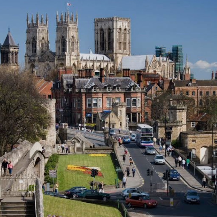 York fine art carrier service